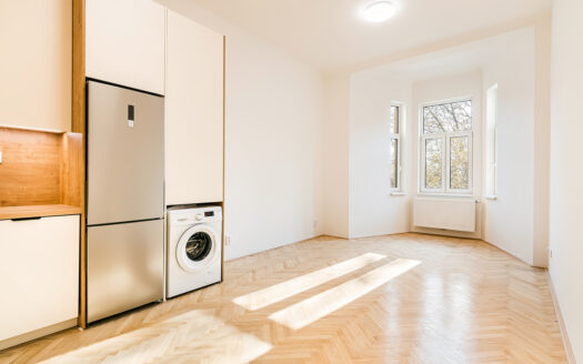 Pronájem bytu 2+kk, 56 m² – Brno, Nádražní