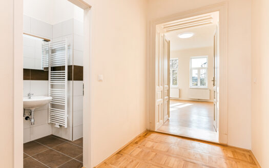 Pronájem bytu 4+kk, 100 m² – Brno, Nádražní (012)